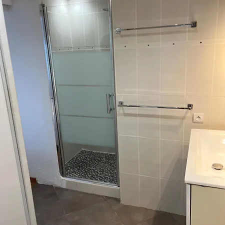 Apartment Dans Vue Piscine Partagee *