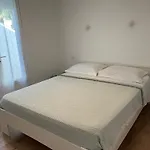 Apartment Dans Vue Piscine Partagee *